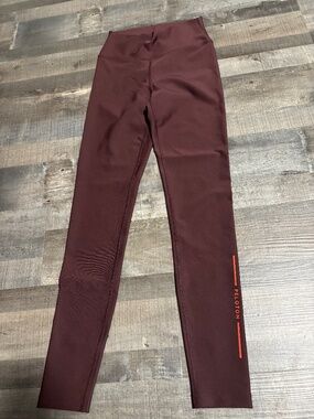 peloton maroon orange medium womens leggings